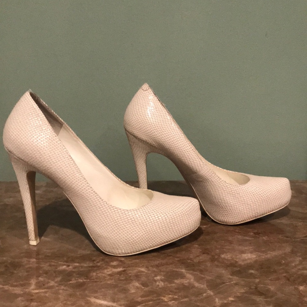 High heel shoes